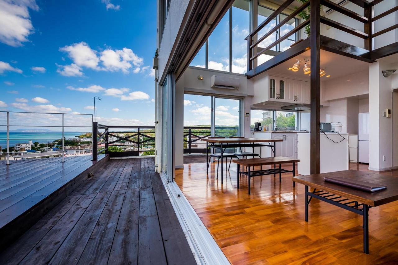 E-Horizon Resort Condominium Йомитан Экстерьер фото